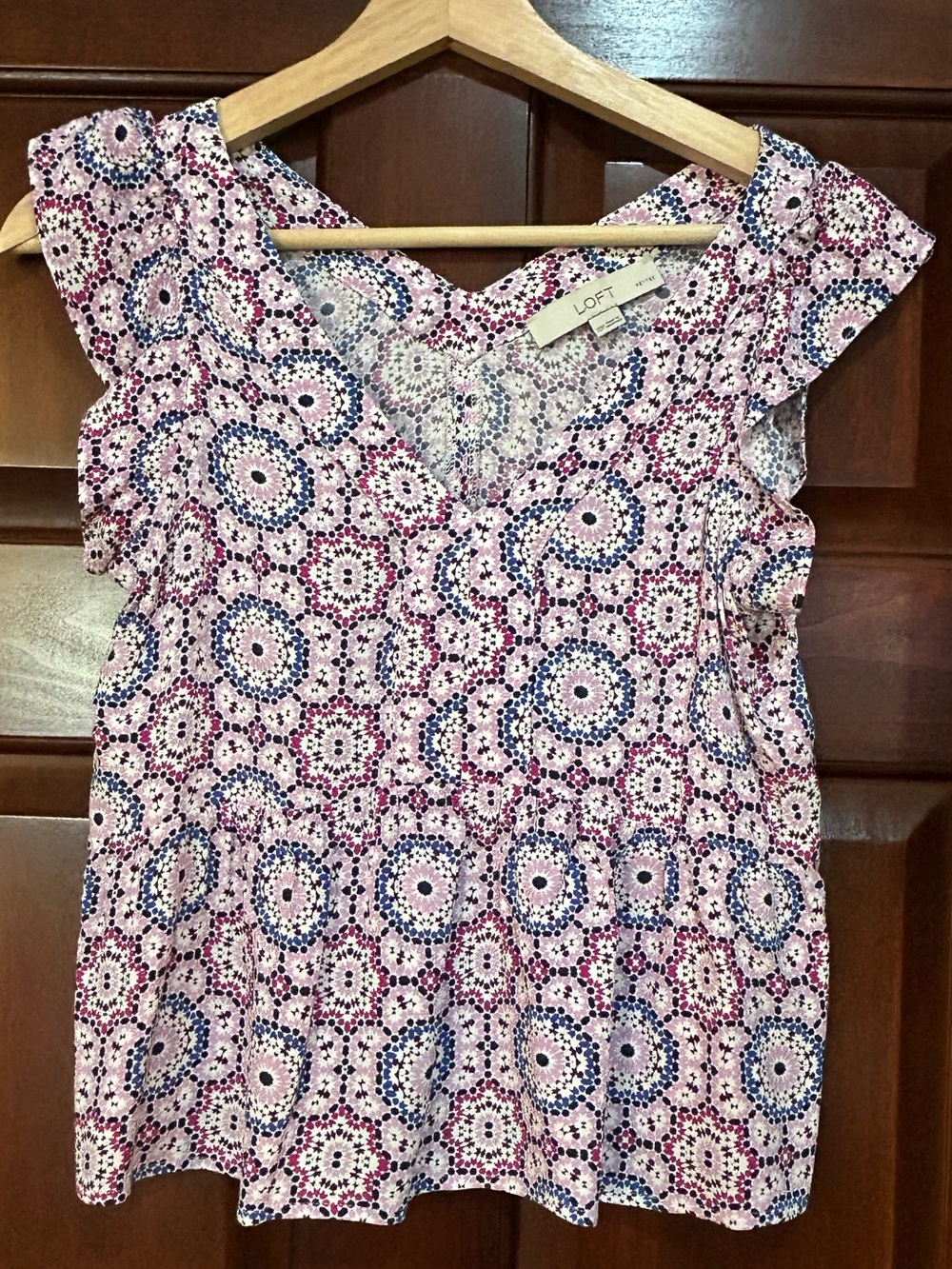 LOFT Petite Floral Medallion Flutter Sleeve Blouse XSP Rayon